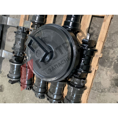 Колесо направляющее Doosan DX255LC K1011790