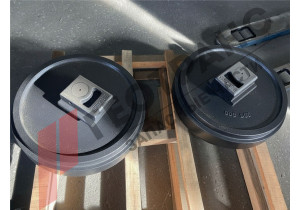 Колесо направляющее Hitachi ZX200-3 9242964