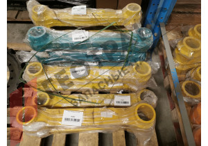 Боковые тяги ковша Hyundai R160LC-7 61N5-21110 + 61N5-21100 